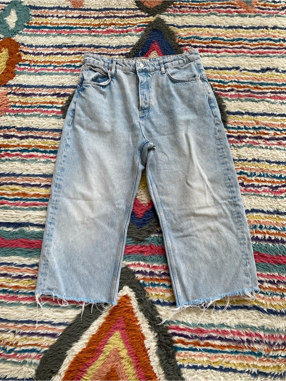We The Free Light Wash Wide Leg Cropped Jeans 31
